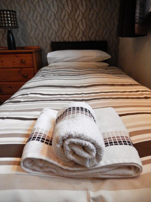 Gales Guesthouse Абърдийн Екстериор снимка