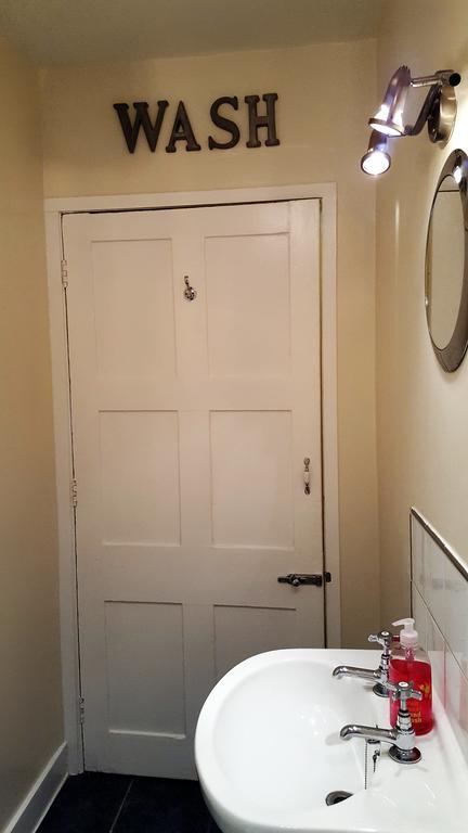 Gales Guesthouse Абърдийн Екстериор снимка