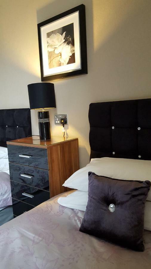 Gales Guesthouse Абърдийн Екстериор снимка