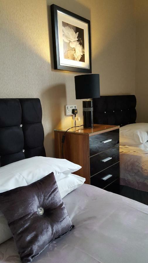 Gales Guesthouse Абърдийн Екстериор снимка