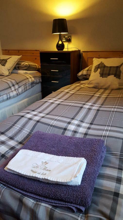 Gales Guesthouse Абърдийн Екстериор снимка